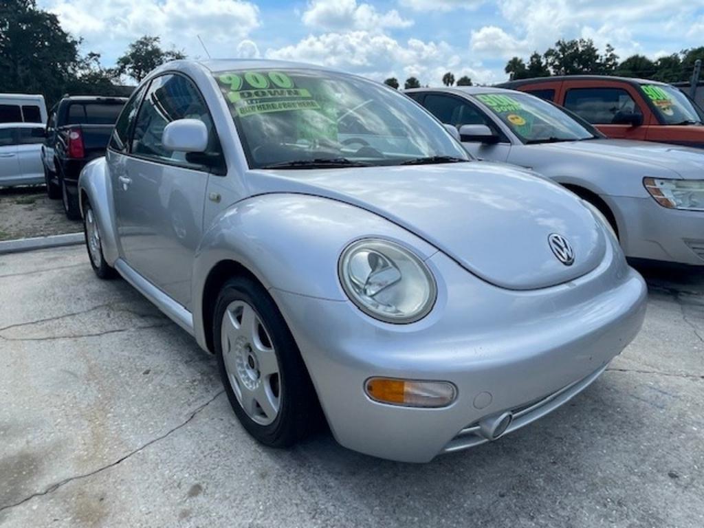 2000 Volkswagen New Beetle