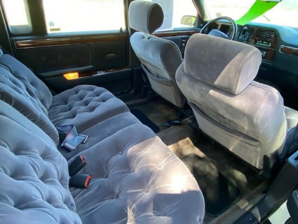 1993 Chrysler New Yorker - Photo 14