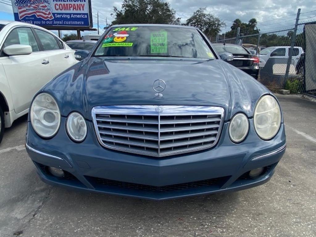 2005 Mercedes-Benz E-Class E500 photo 2