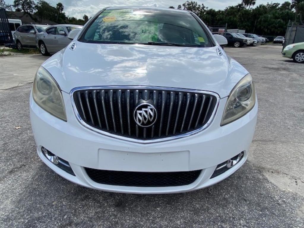 2012 Buick Verano 1SG photo 2