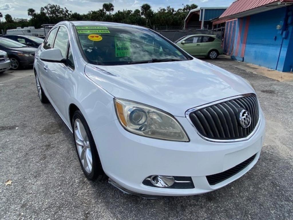 Buick Verano's photo