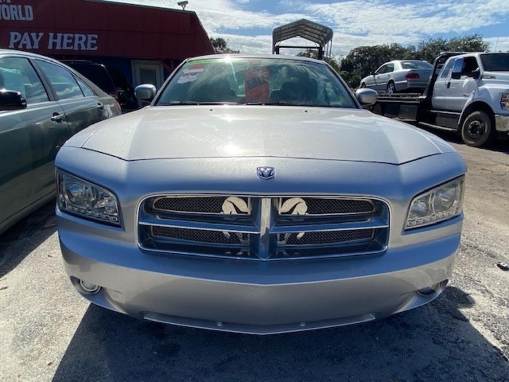 2010 Dodge Charger SE photo 2