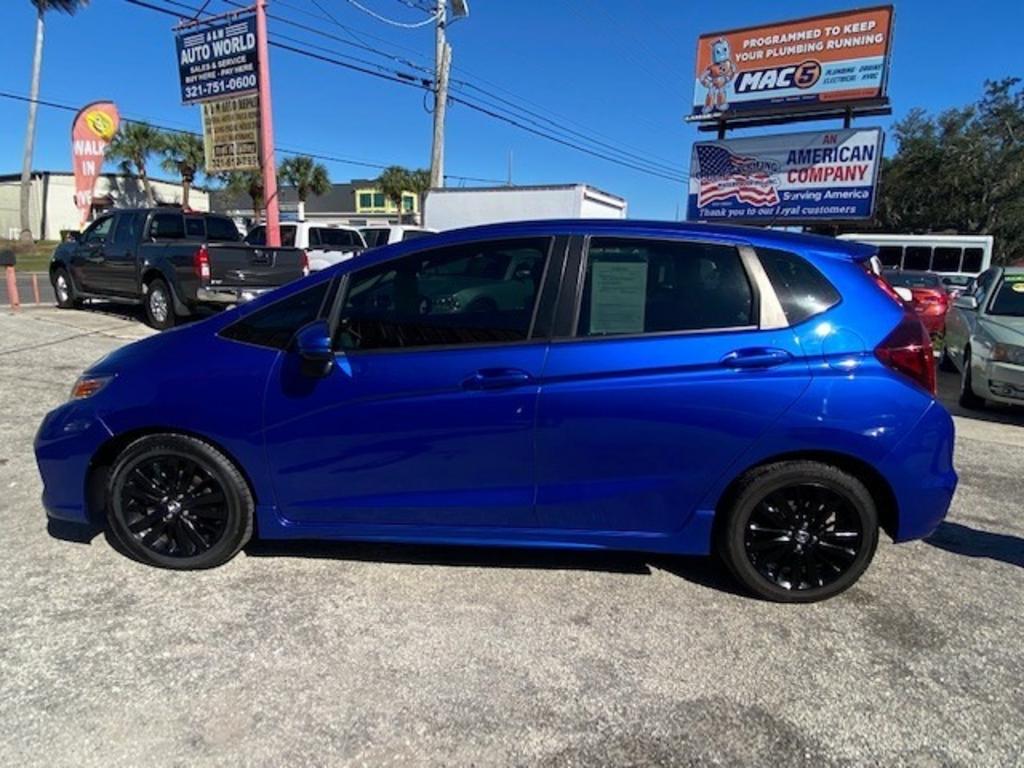 2019 Honda Fit Sport photo 3