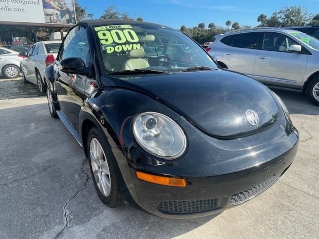 2009 Volkswagen New Beetle Base's photo