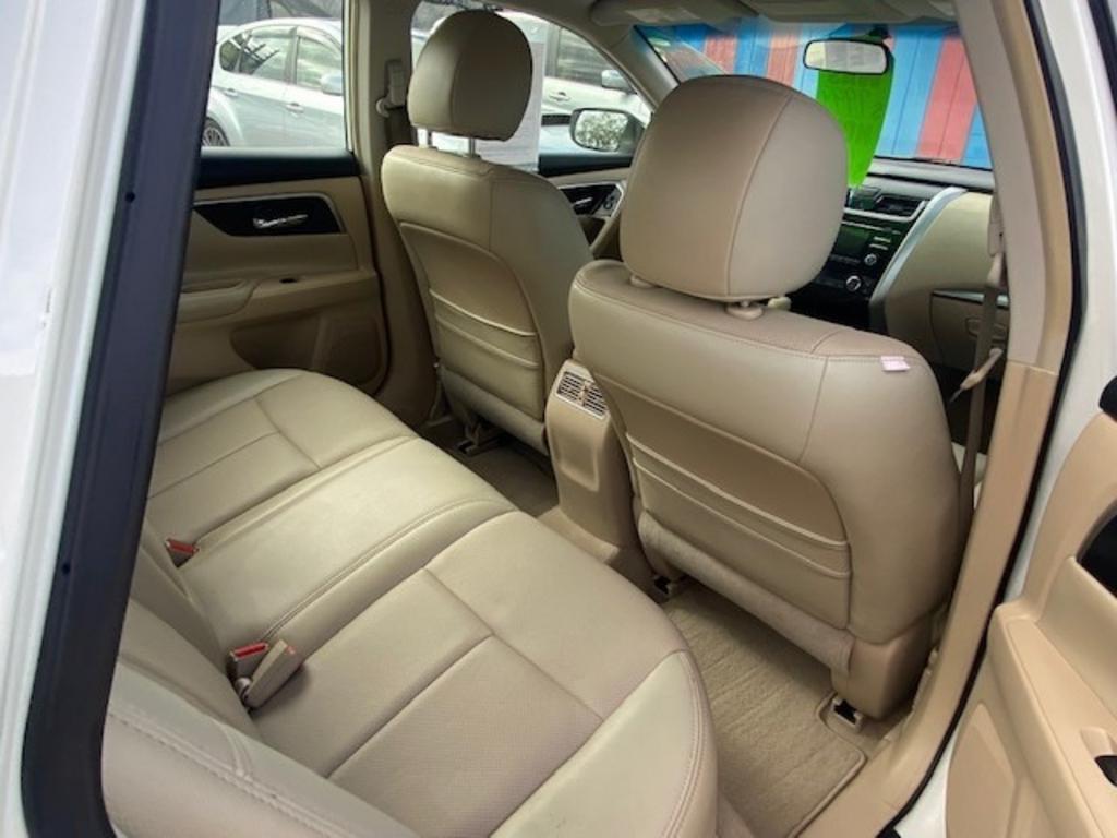 2013 Nissan Altima Sedan Base photo 13