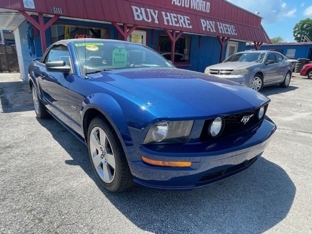 2006 Ford Mustang's photo
