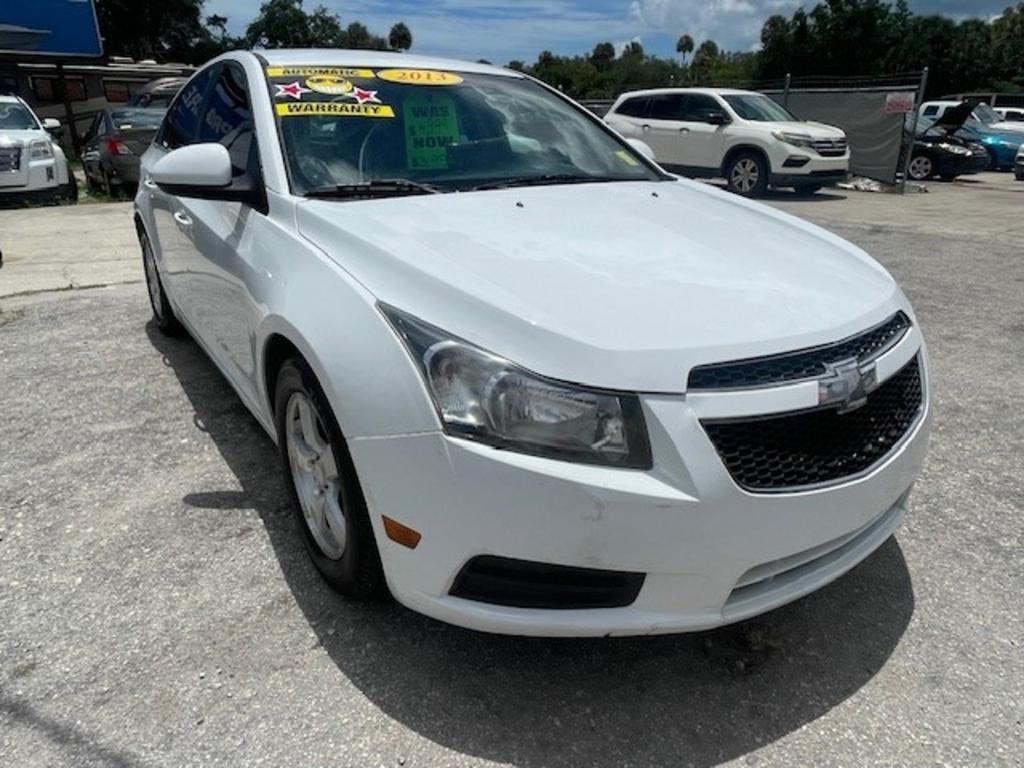 2013 Chevrolet Cruze 1LT Auto's photo
